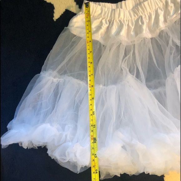 💗 White Tulle Tutu Skirt Size S/M - Picture 7 of 8